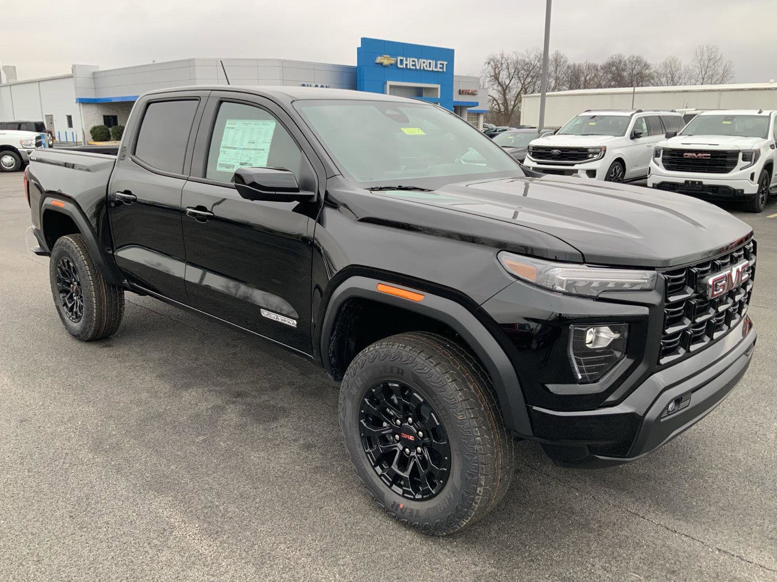 New 2026 GMC Canyon Elevation w/ Convenience Package image 2