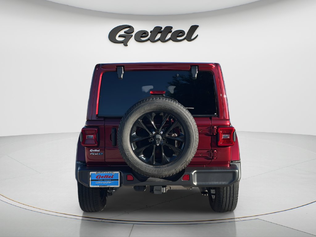 Used 2021 Jeep Wrangler Unlimited Sahara AWD/4WD image 6