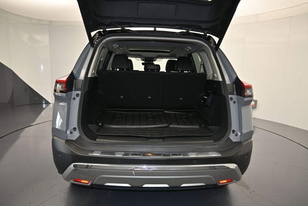 Used 2022 Nissan Rogue Platinum w/ Head-Up Display Package FWD image 24
