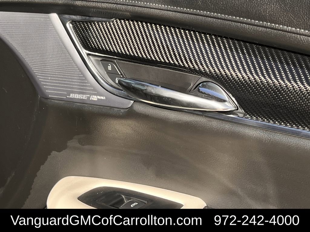 Used 2025 Cadillac XT6 Sport w/ Technology Package image 31