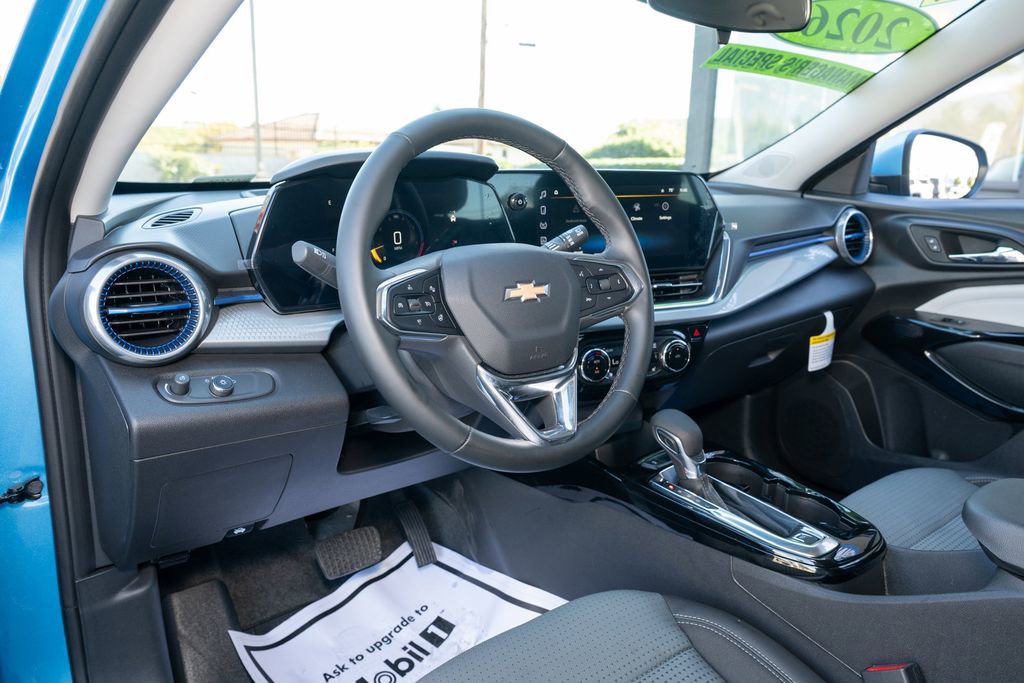 Used 2026 Chevrolet Trax LT w/ LT Convenience Package FWD image 18