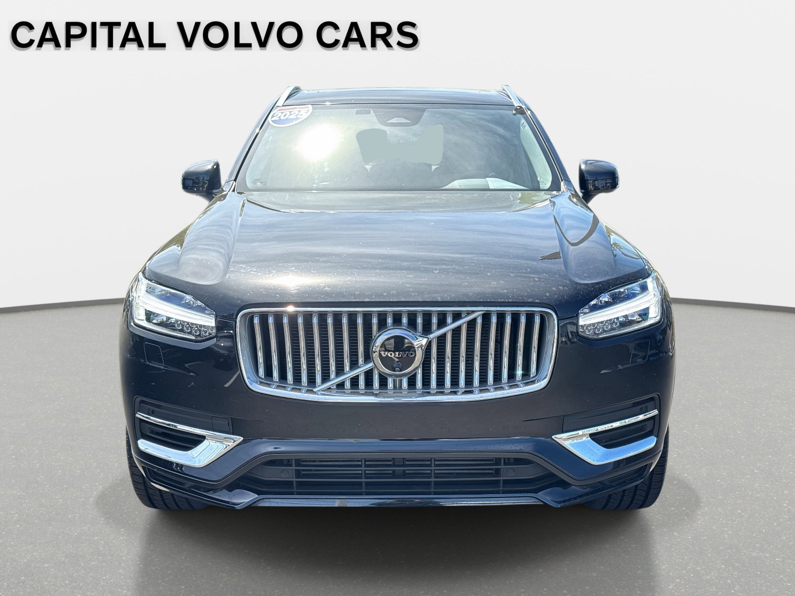 Certified 2025 Volvo XC90 T8 Plus w/ Protection Package Premier image 2