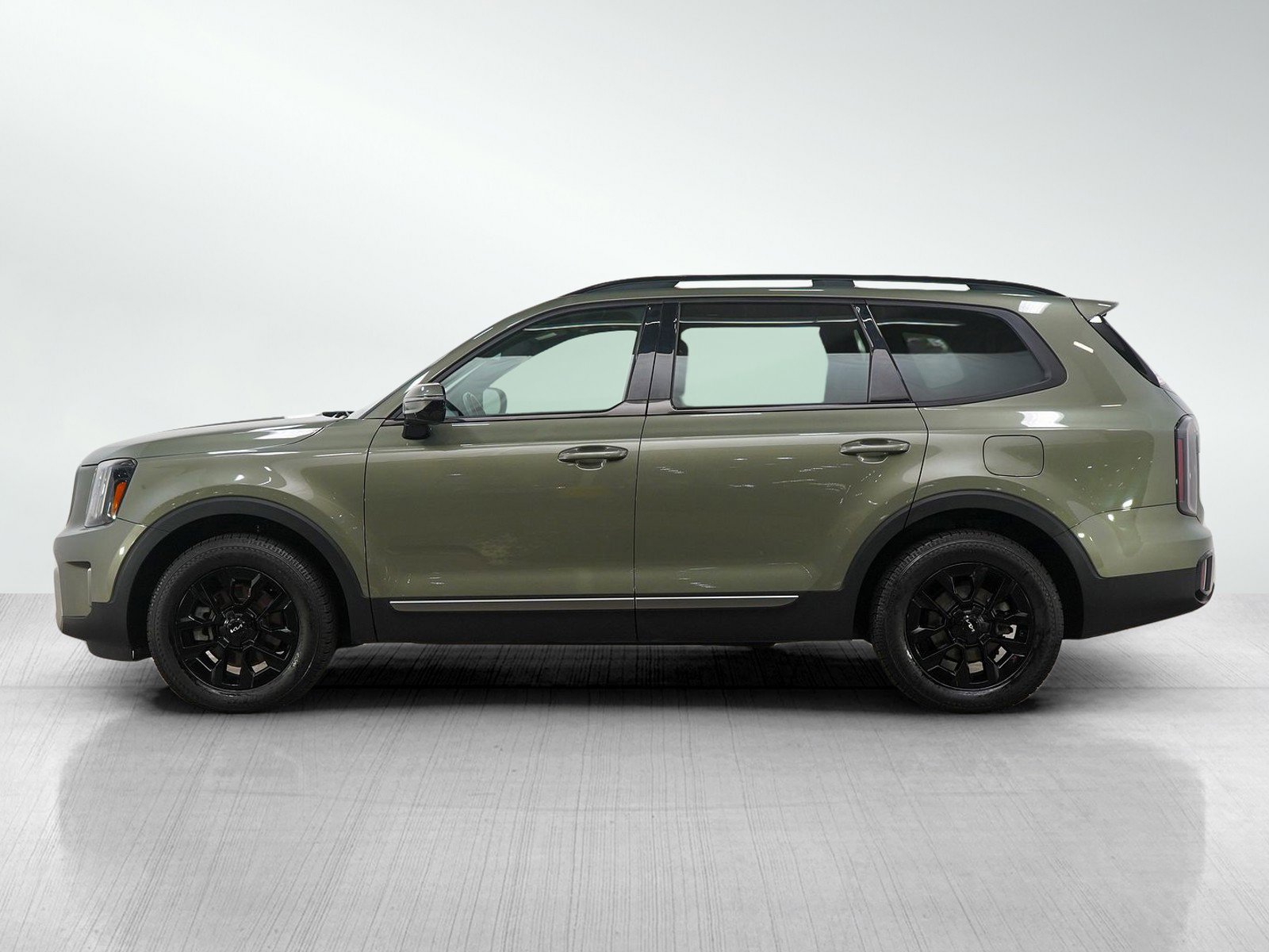 Used 2023 Kia Telluride SX Prestige X-Pro AWD/4WD image 2