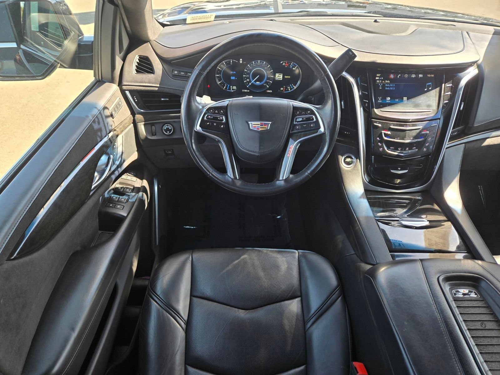 Used 2020 Cadillac Escalade ESV Platinum AWD/4WD image 19