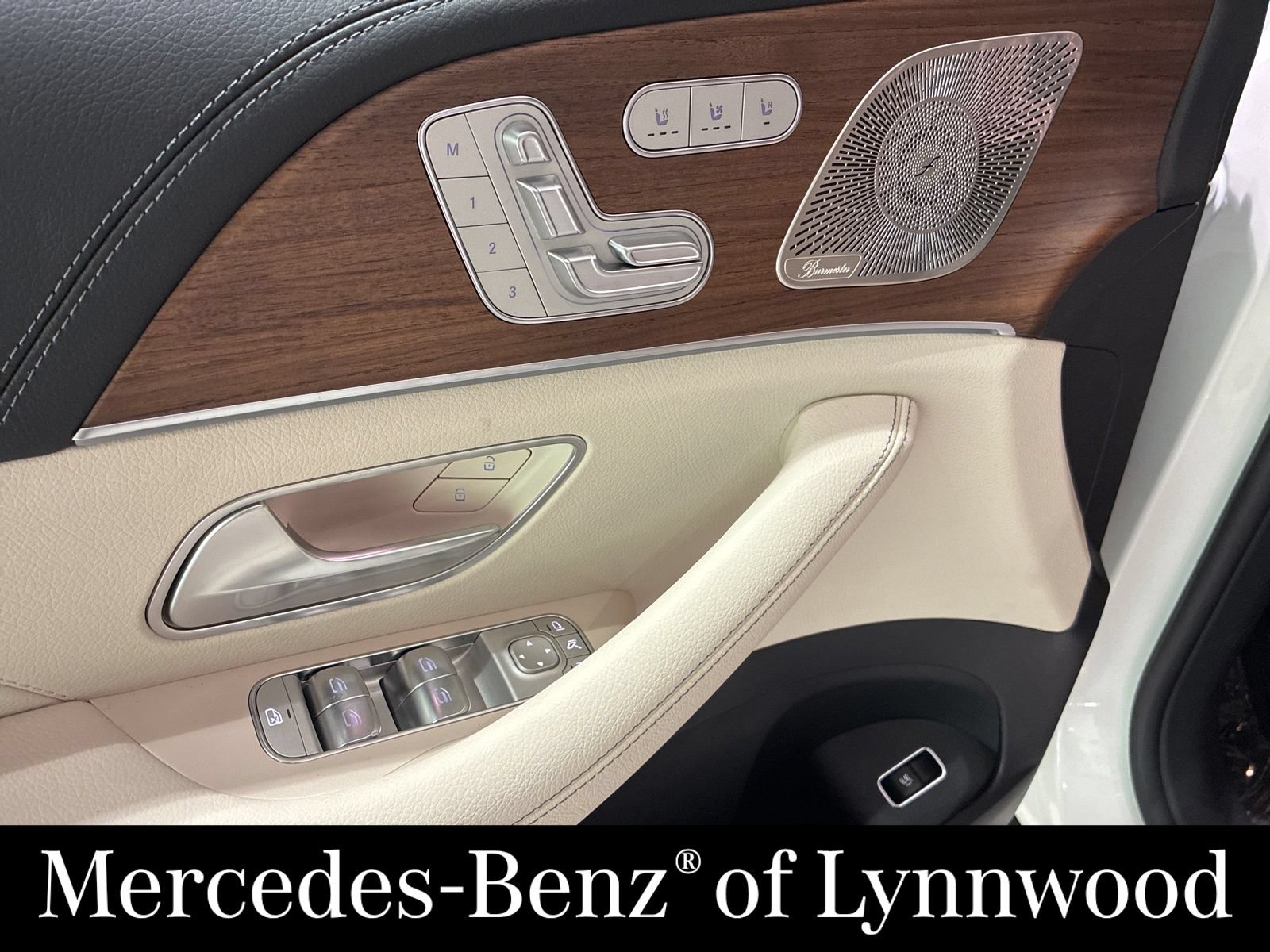 Used 2026 Mercedes-Benz GLE 580 4MATIC image 8