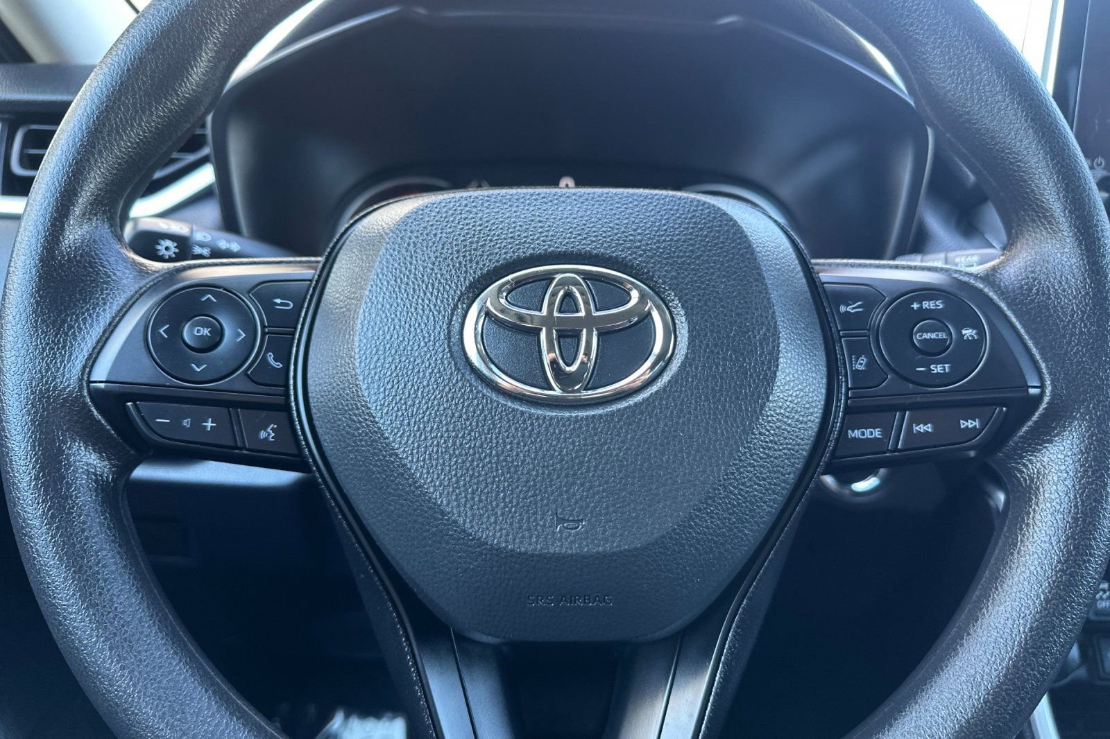 Used 2025 Toyota RAV4 XLE image 23