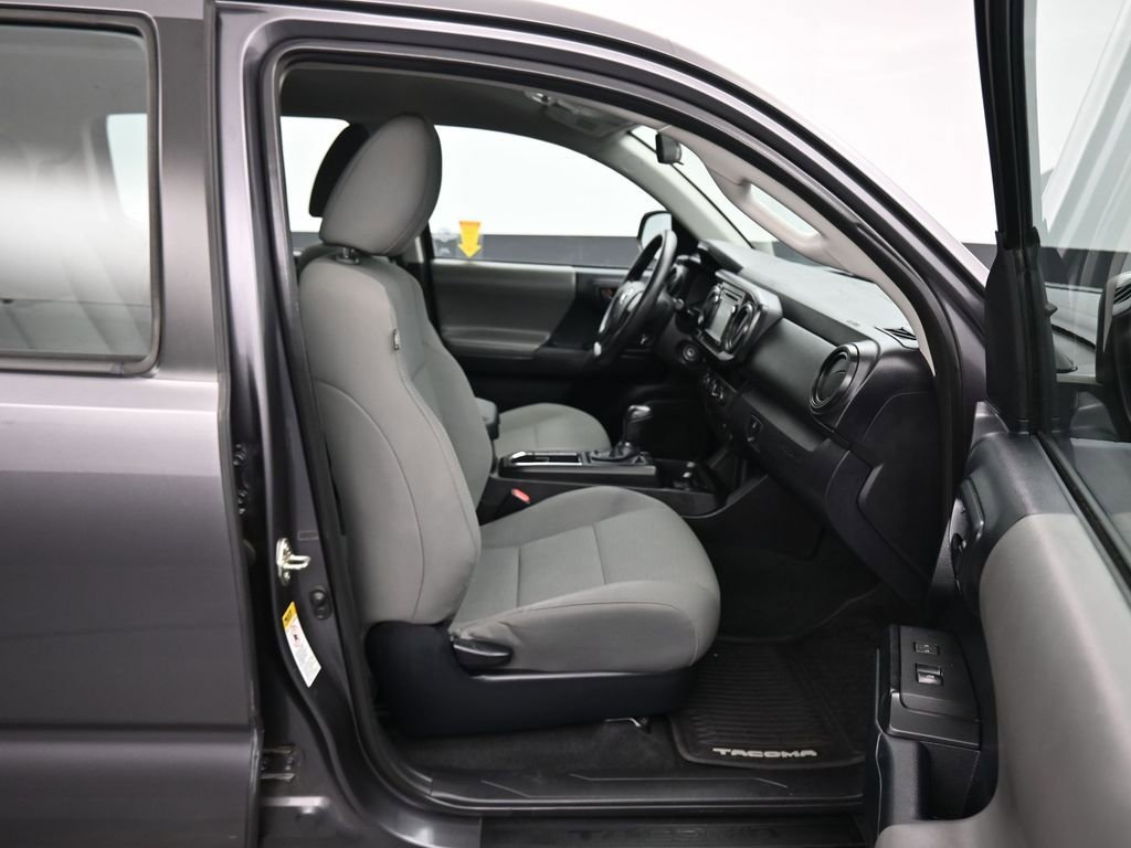 Used 2016 Toyota Tacoma SR w/ SR Convenience Package image 39