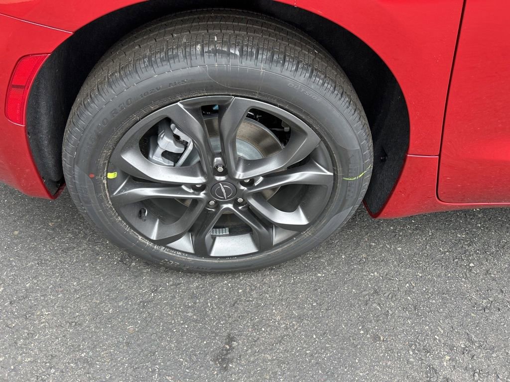 New 2026 Chrysler Pacifica Select image 12