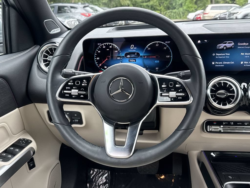 Used 2023 Mercedes-Benz EQB 300 4MATIC w/ Pinnacle Package image 11