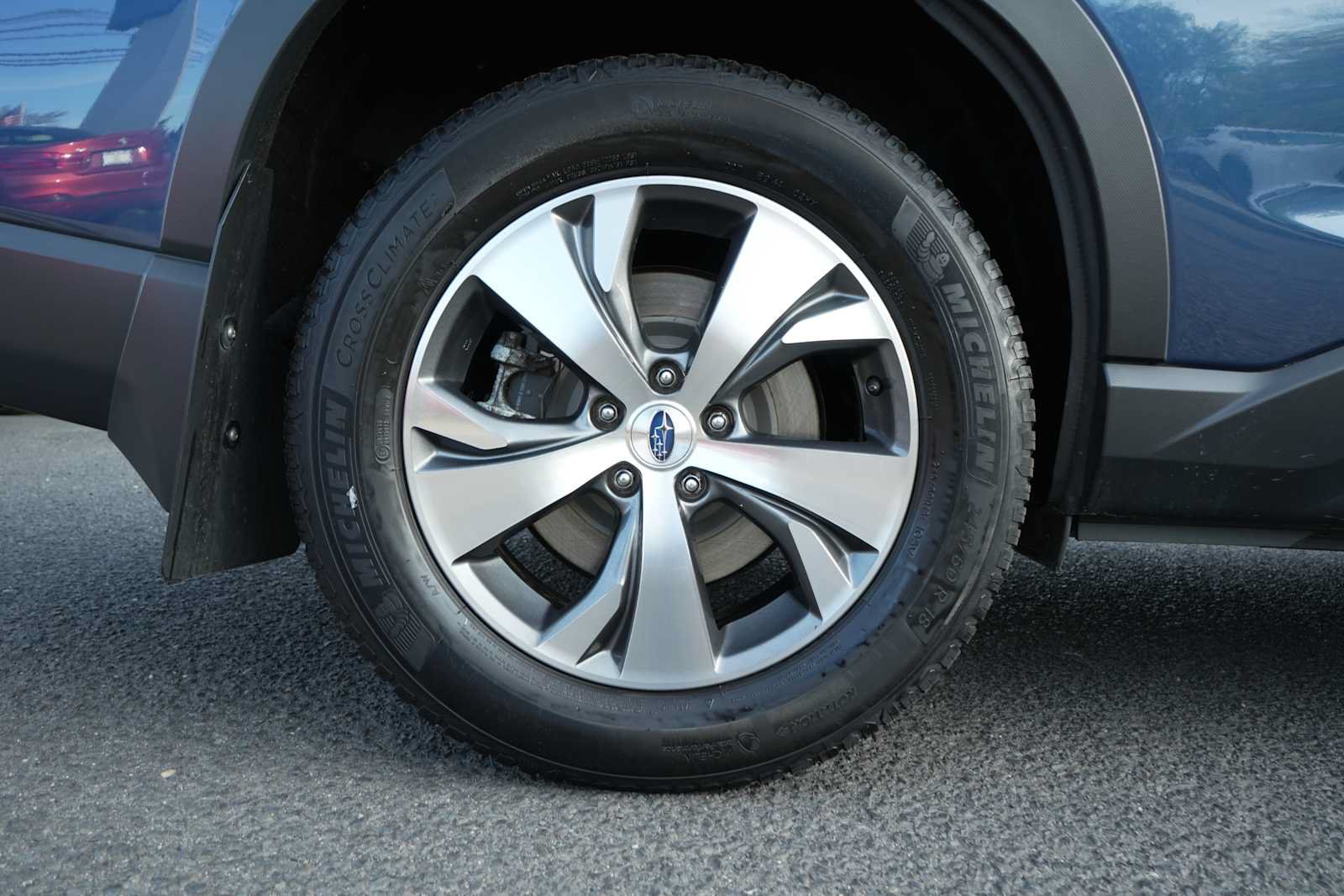 Used 2022 Subaru Ascent Premium w/ Convenience Package AWD/4WD image 10