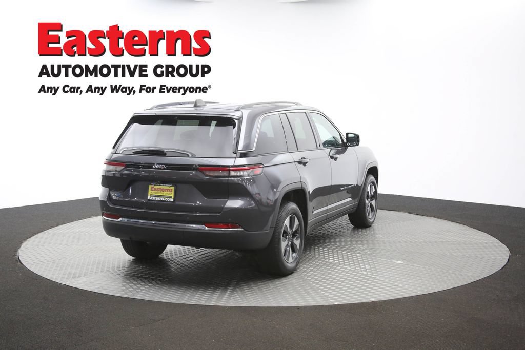 Used 2022 Jeep Grand Cherokee Limited 4xe w/ Luxury Tech Group II AWD/4WD image 44