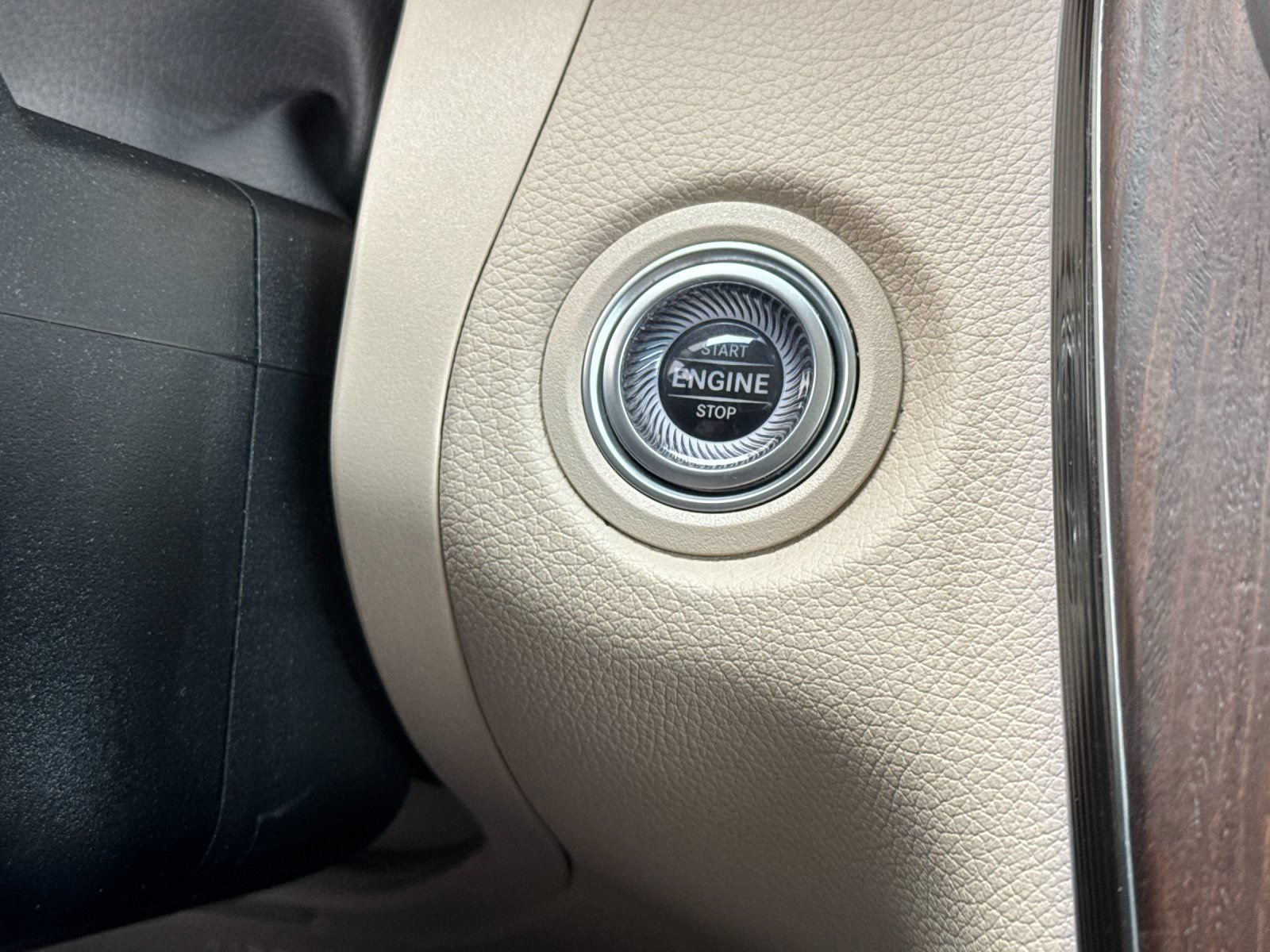 Certified 2022 Mercedes-Benz GLC 300 4MATIC image 22