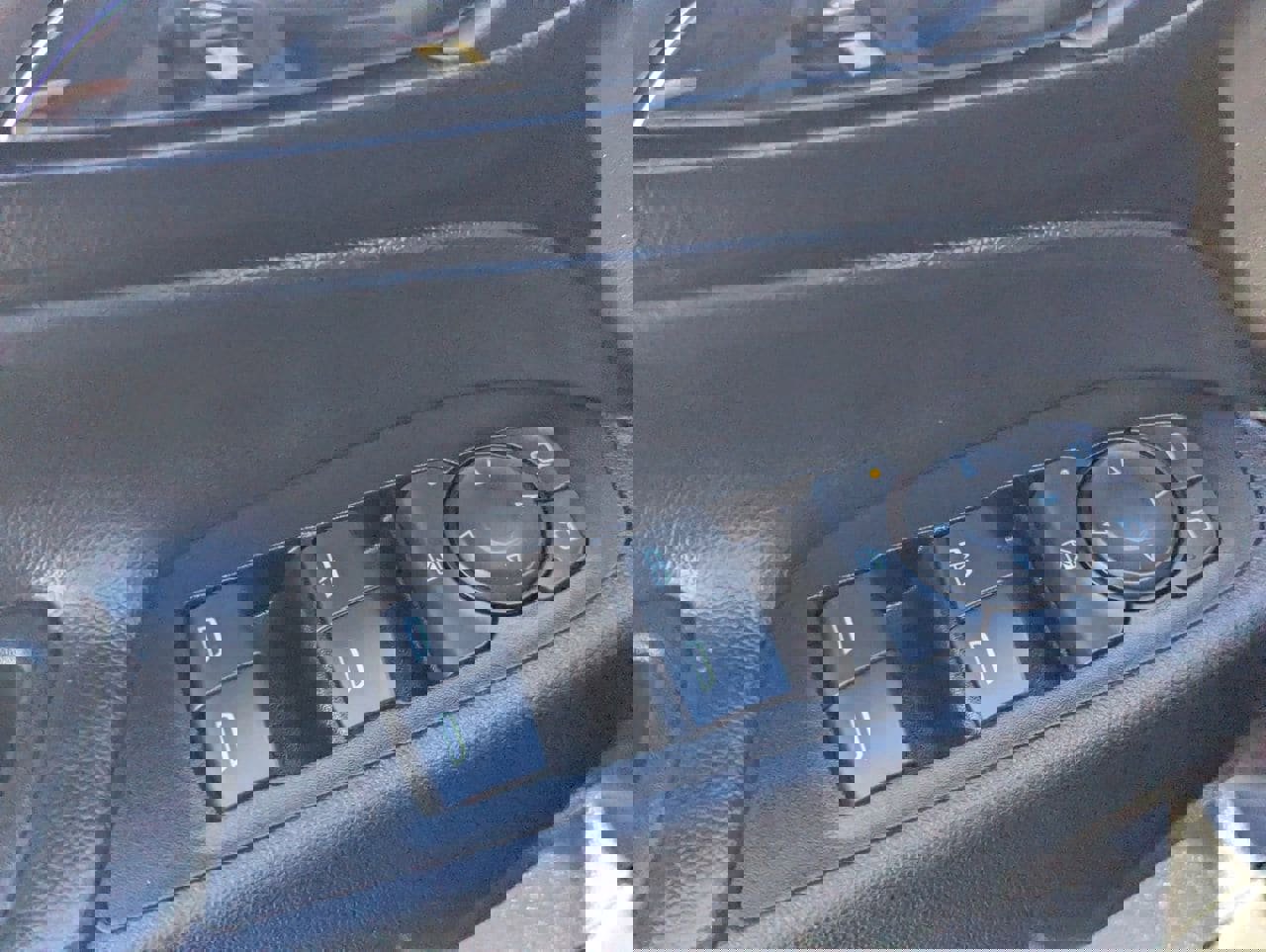 Used 2024 Chevrolet Equinox LT image 15