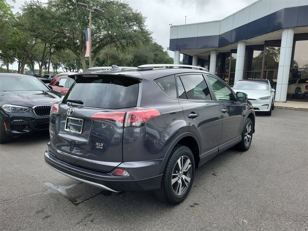 Used 2018 Toyota RAV4 XLE image 13