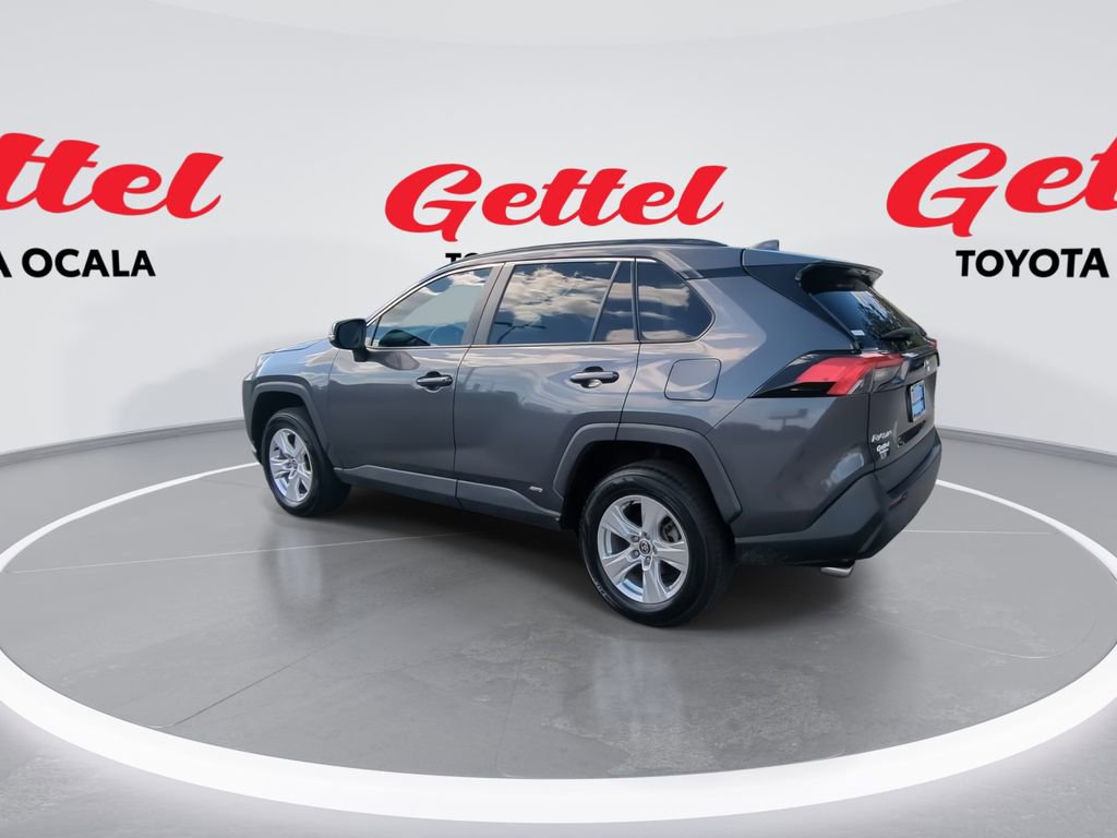Used 2021 Toyota RAV4 XLE w/ Convenience Package image 6