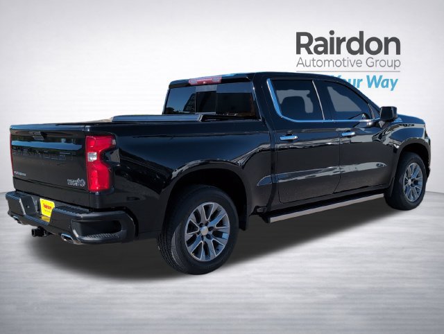 Used 2019 Chevrolet Silverado 1500 High Country w/ Technology Package AWD/4WD image 7