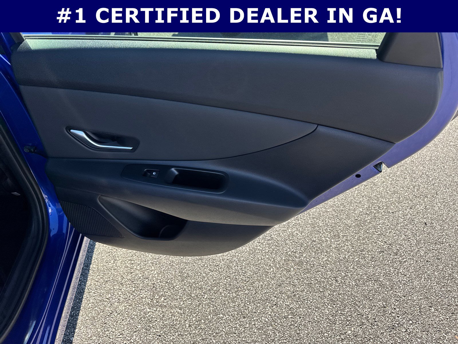 Certified 2025 Hyundai Elantra SEL image 16