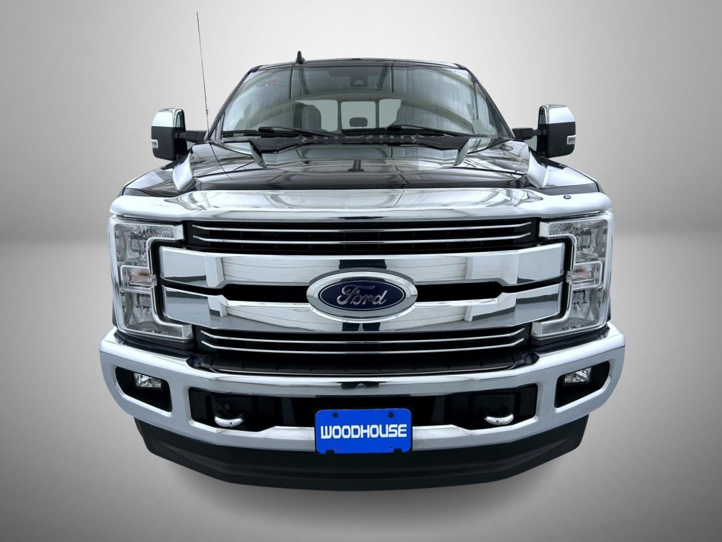 Used 2019 Ford F250 Lariat w/ Lariat Ultimate Package image 2