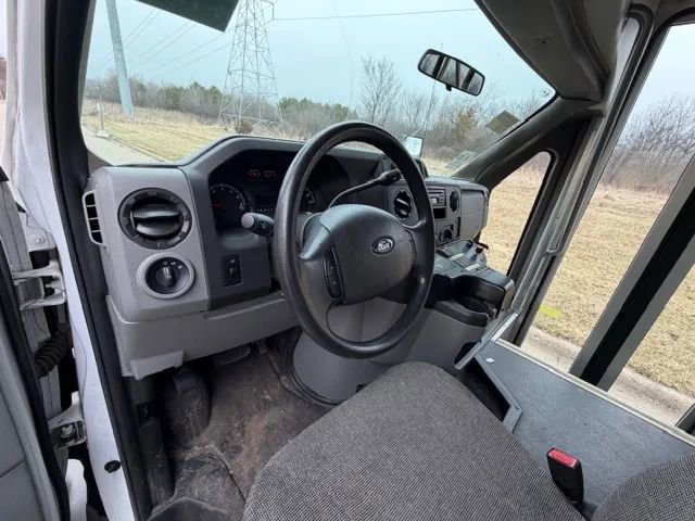 Used 2013 Ford E-350 and Econoline 350 Super Duty w/ Shuttle Bus Prep Pkg RWD image 9