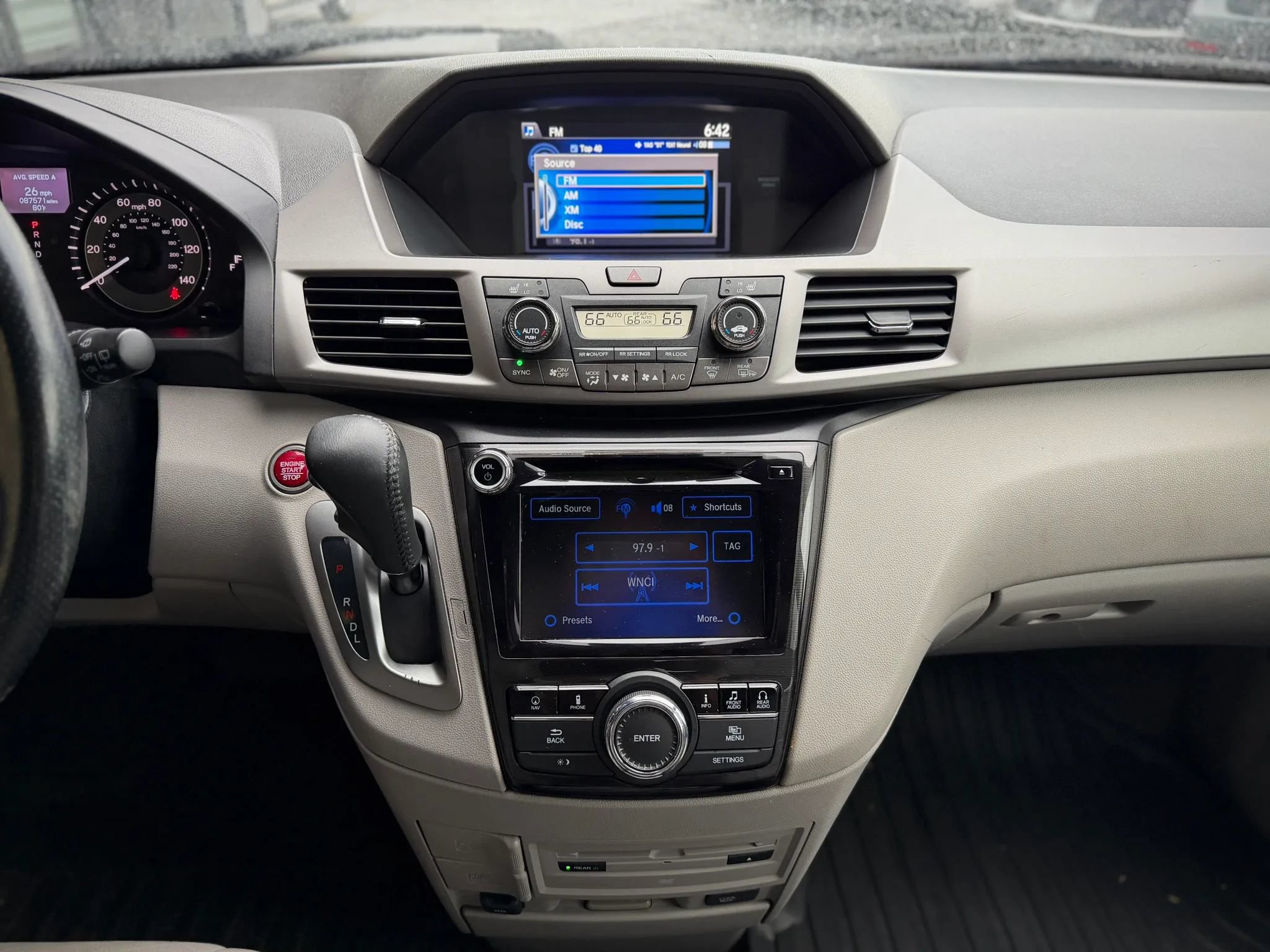 Used 2016 Honda Odyssey Touring image 11