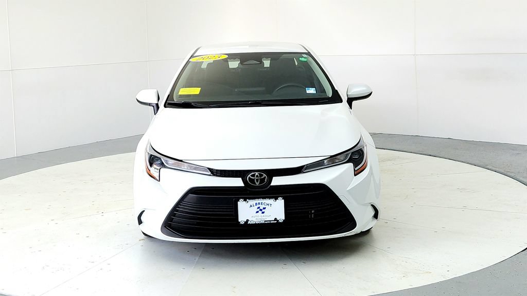 Certified 2023 Toyota Corolla LE w/ Carpet Mat Package (TMS) FWD image 8