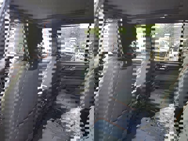 New 2026 GMC Yukon XL AT4 image 10