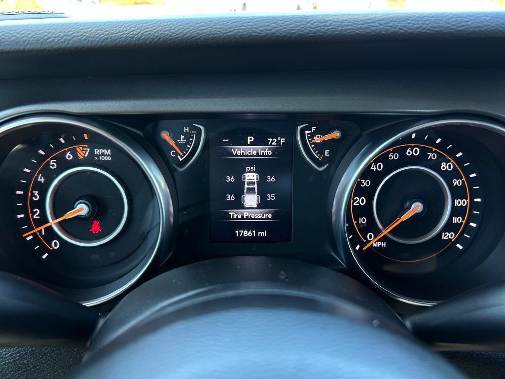 Used 2023 Jeep Gladiator Sport AWD/4WD image 19