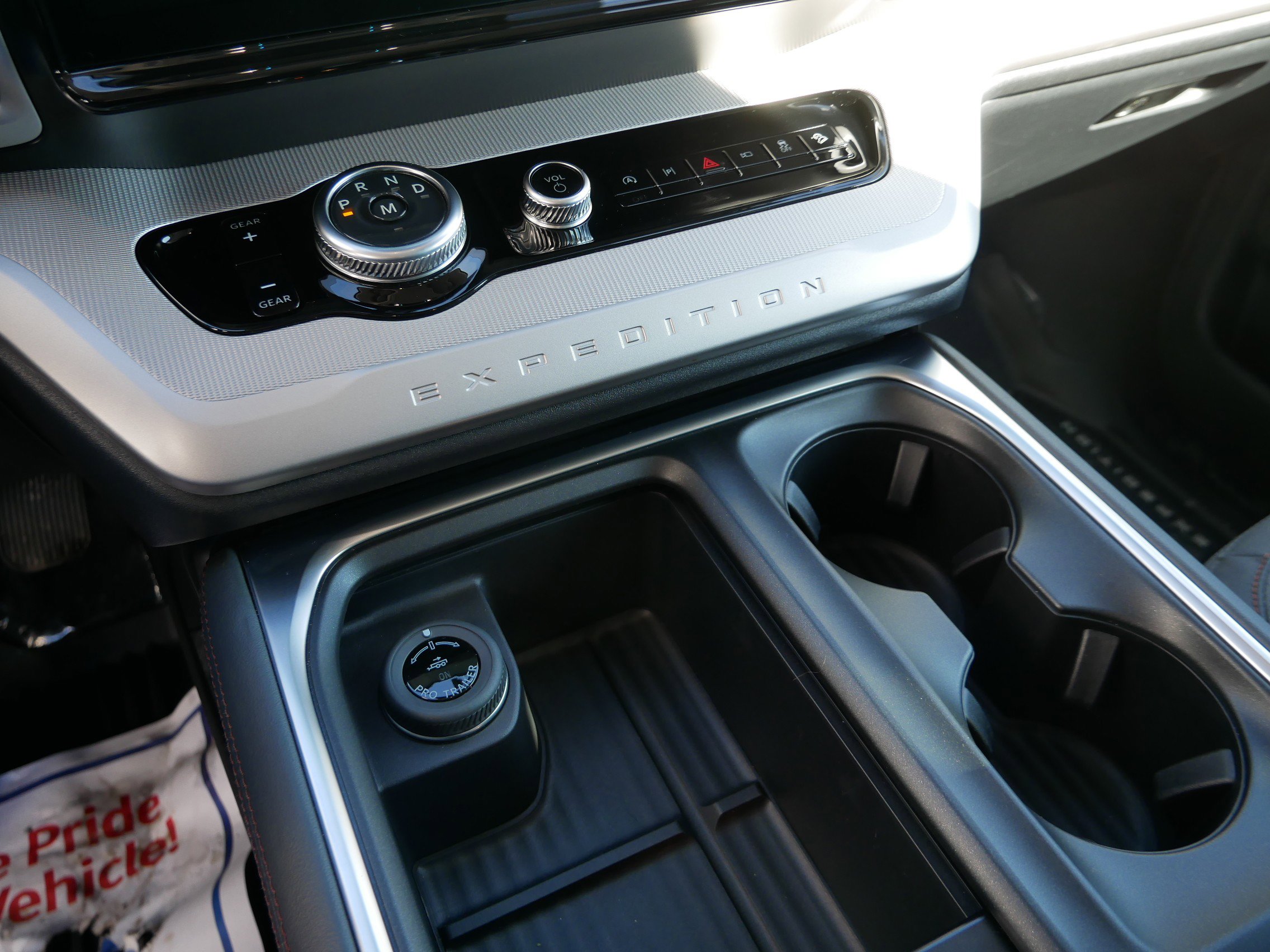 New 2025 Ford Expedition Max Active AWD/4WD image 9