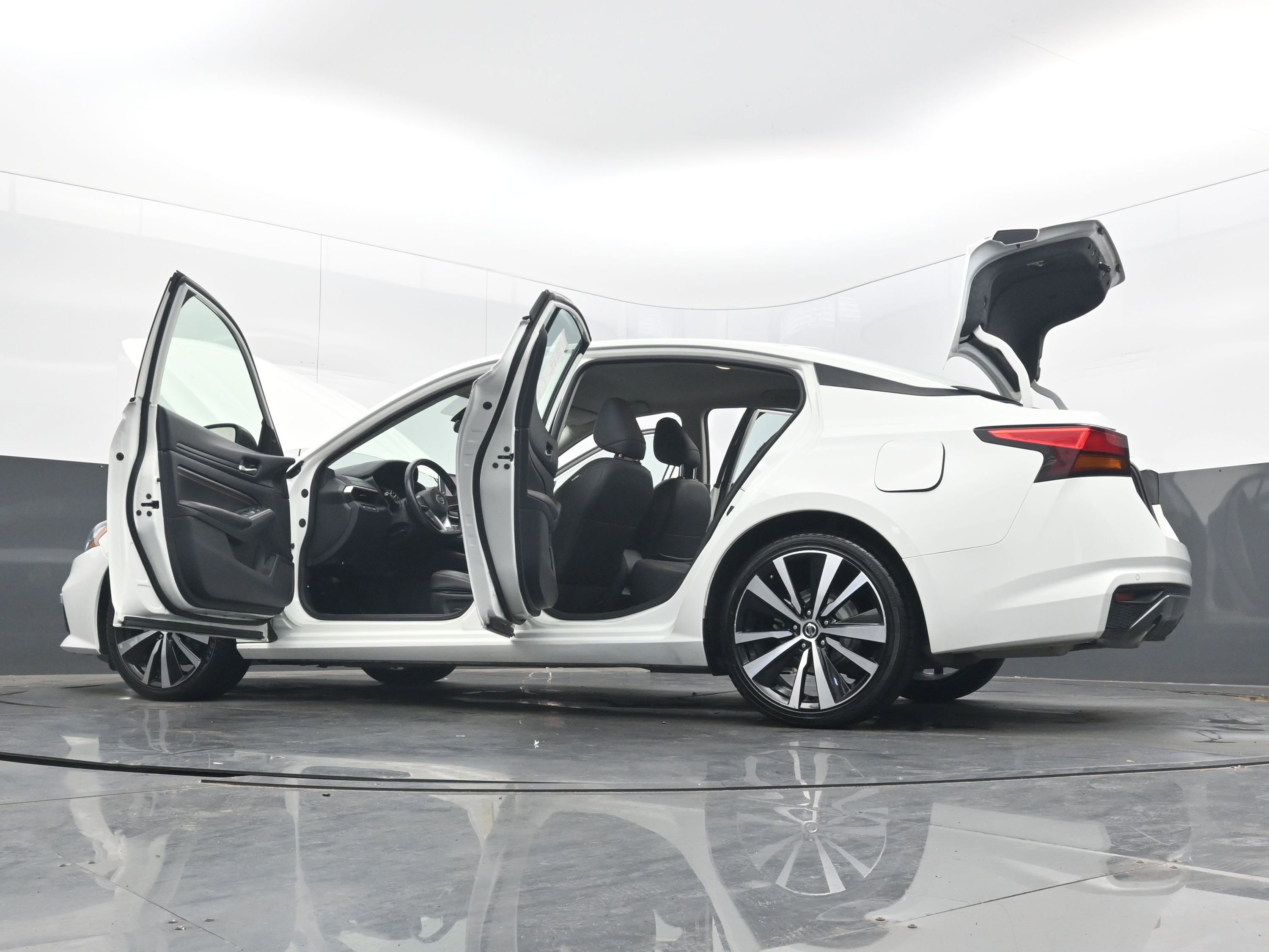 Used 2022 Nissan Altima 2.5 SR image 41