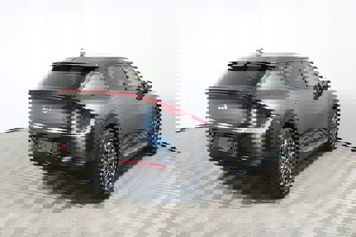Used 2024 Kia EV6 Light RWD image 33
