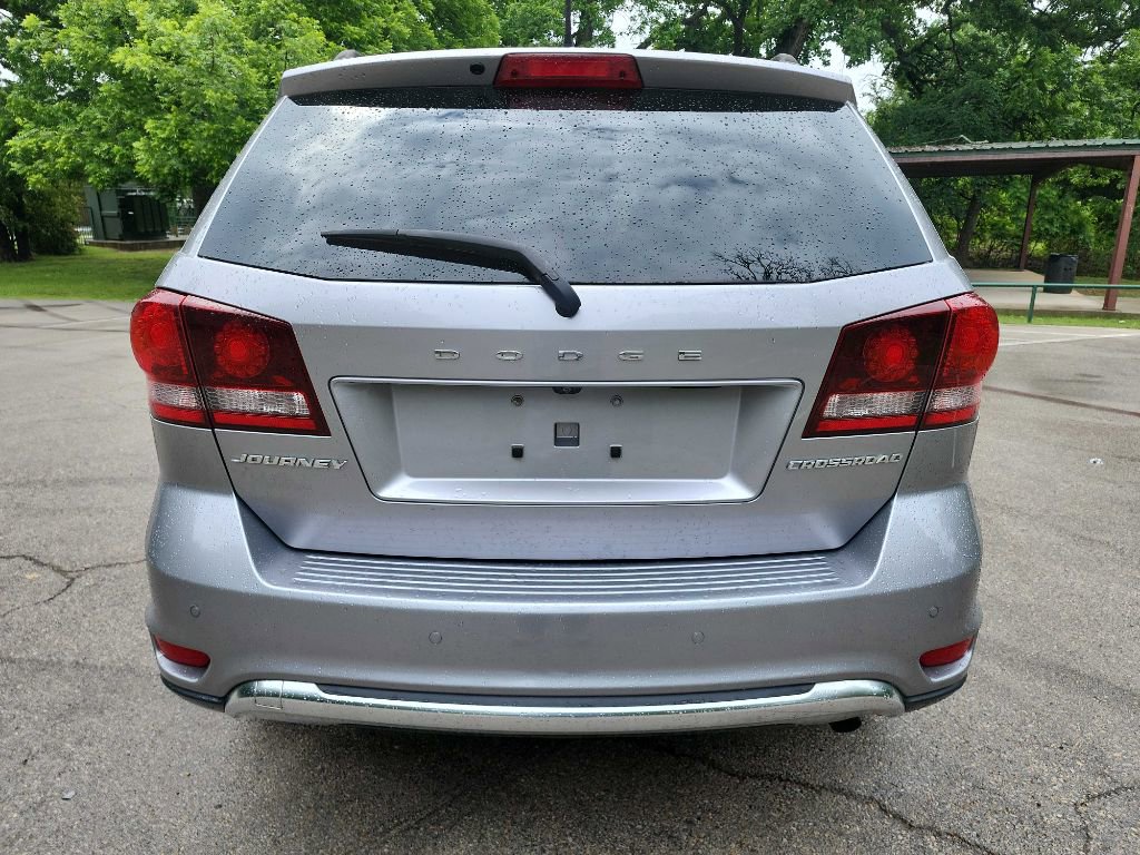 Used 2017 Dodge Journey Crossroad FWD image 6