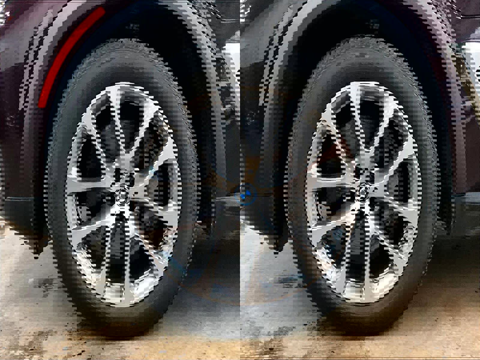 Used 2025 BMW X5 xDrive50e w/ Premium Package image 12