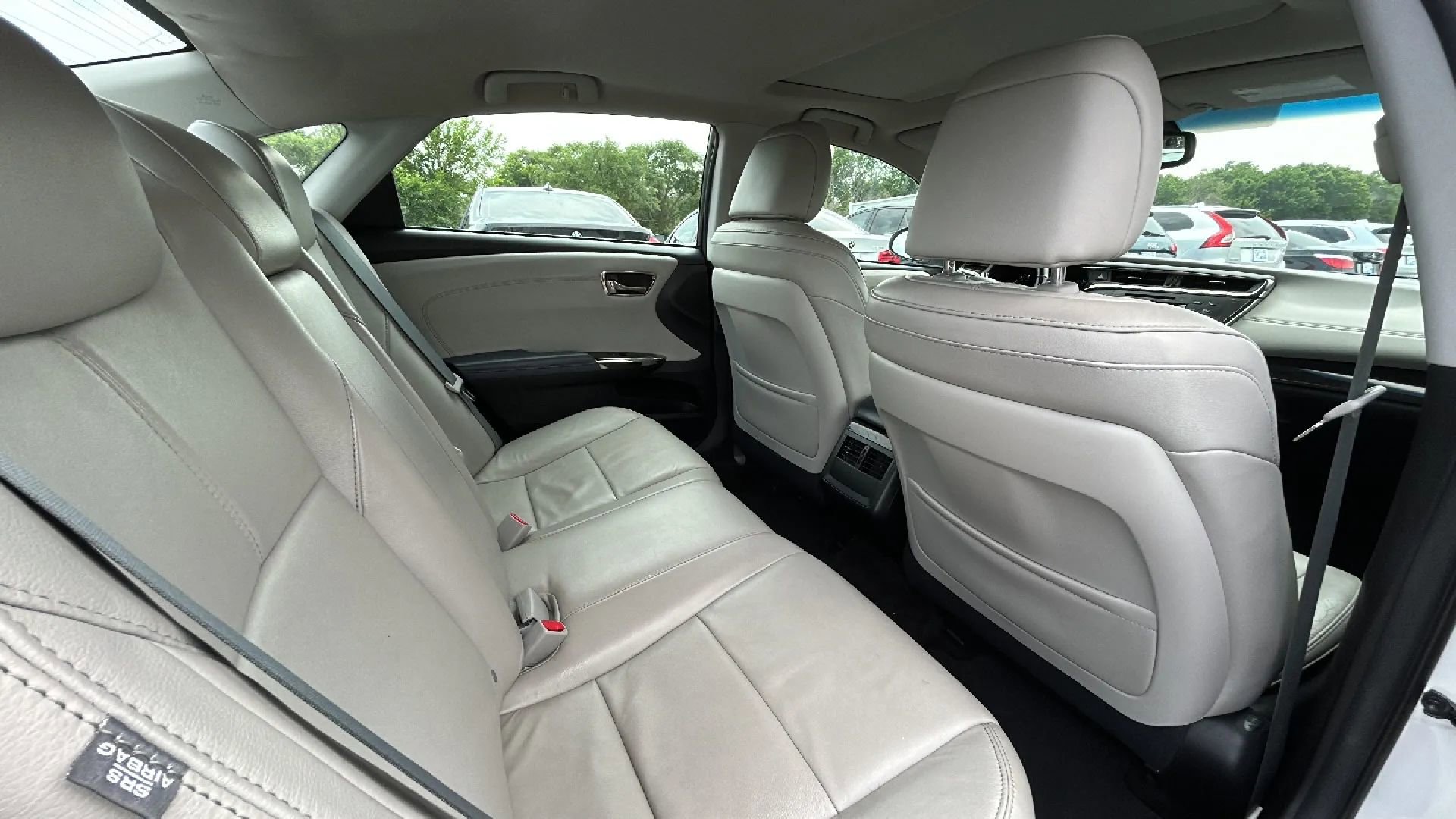 Used 2013 Toyota Avalon XLE Touring FWD image 33