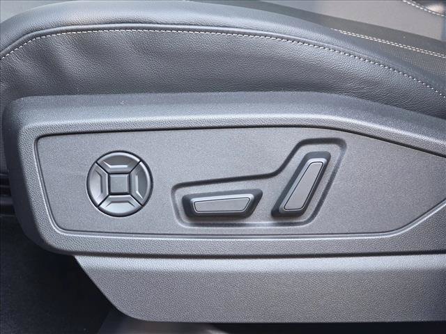 New 2025 Audi Q5 Premium w/ Premium Plus AWD/4WD image 15