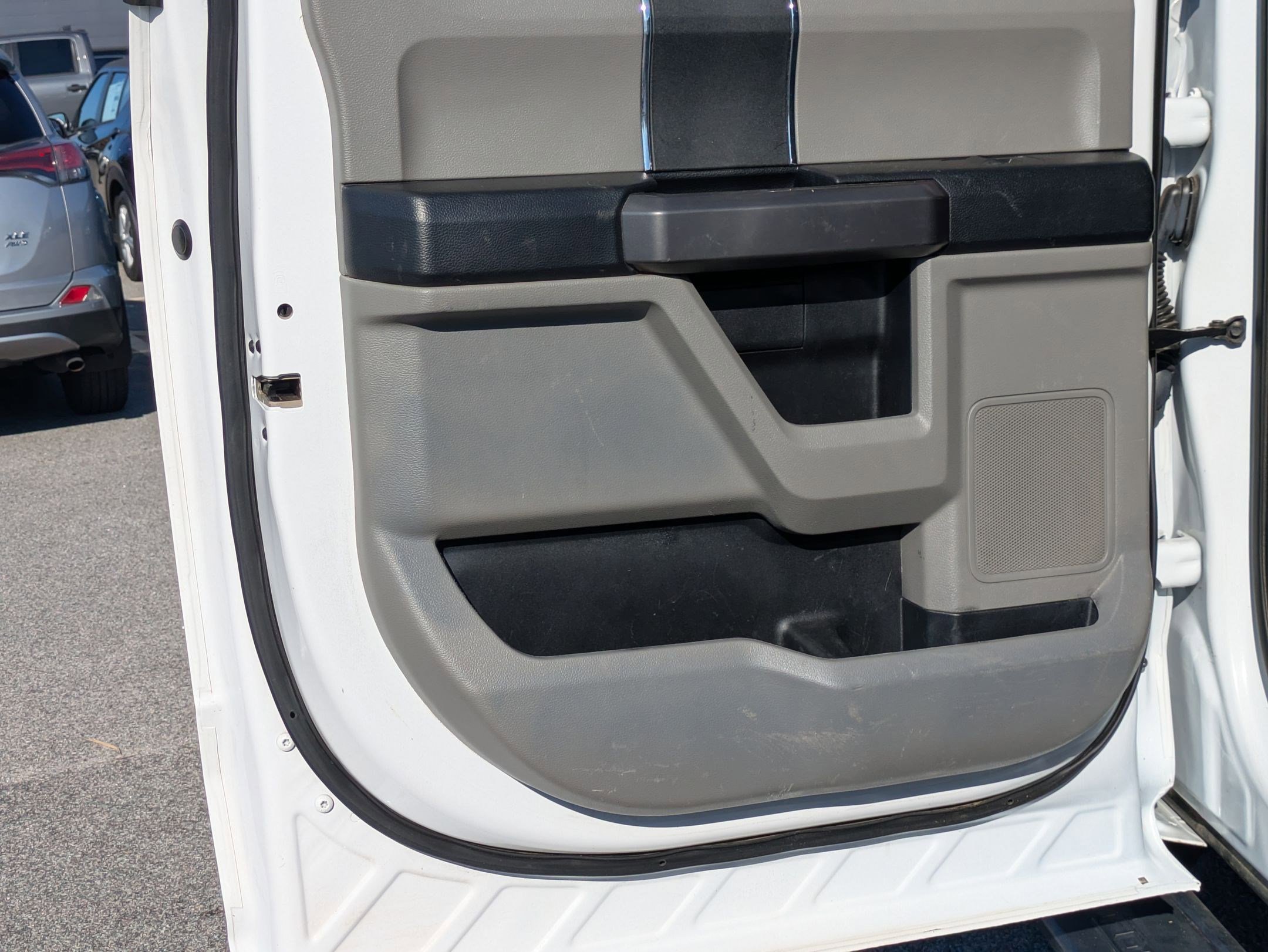 Used 2021 Ford F350 XLT image 23