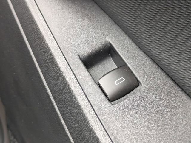 New 2026 Chevrolet Equinox LT image 30