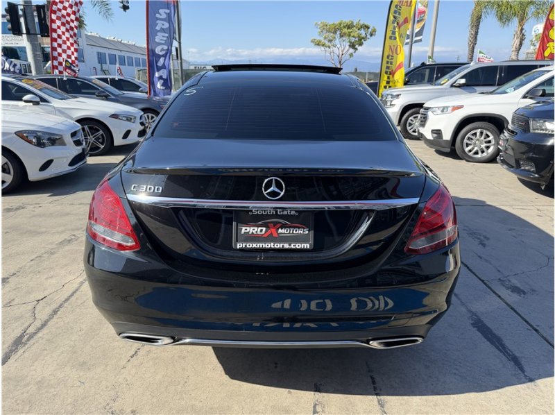 Used 2018 Mercedes-Benz C 300 Sedan image 5