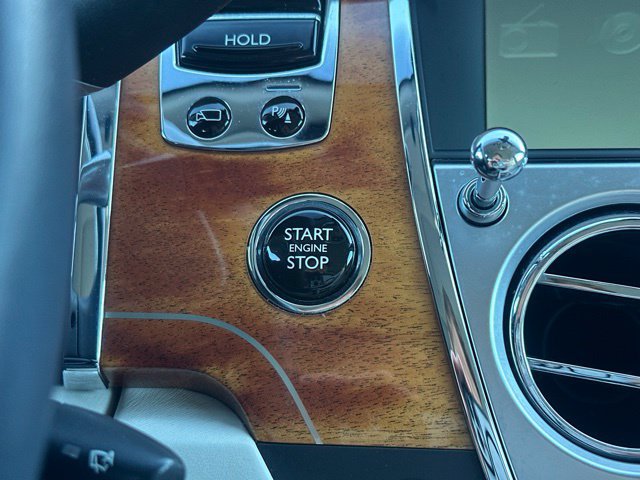 Used 2015 Rolls-Royce Ghost RWD image 27