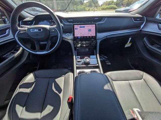 New 2025 Jeep Grand Cherokee L Limited w/ Black Appearance Package image 13