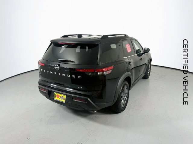 Certified 2024 Nissan Pathfinder SV FWD image 9