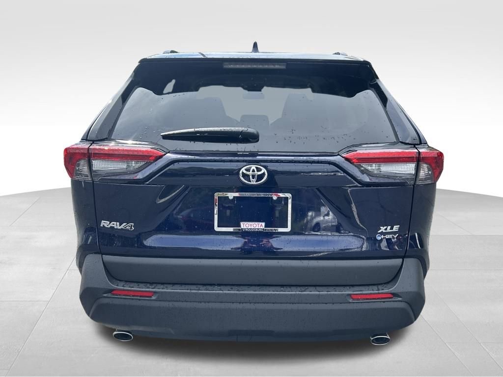 New 2025 Toyota RAV4 XLE image 3