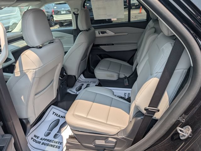 New 2026 Ford Explorer Active w/ Active Comfort Package AWD/4WD image 10