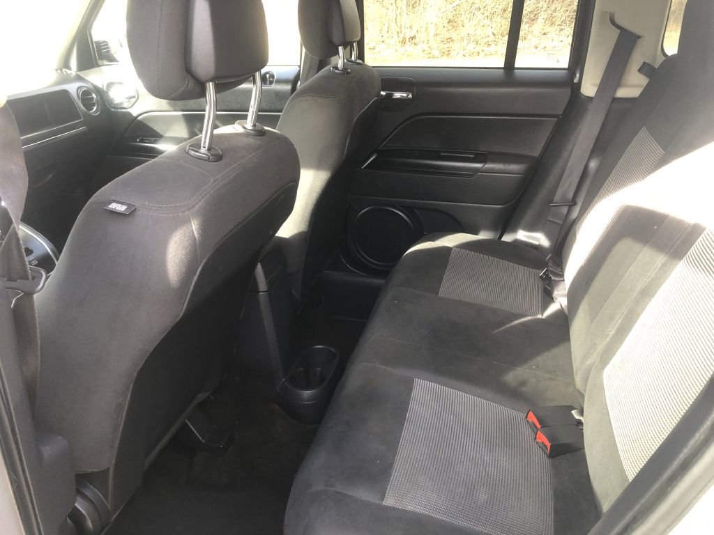 Used 2016 Jeep Patriot Sport w/ Power Value Group image 16