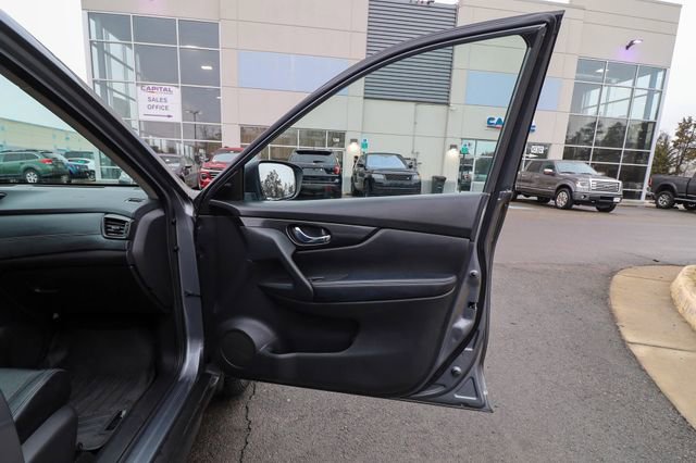 Used 2018 Nissan Rogue SL w/ Premium Package image 52