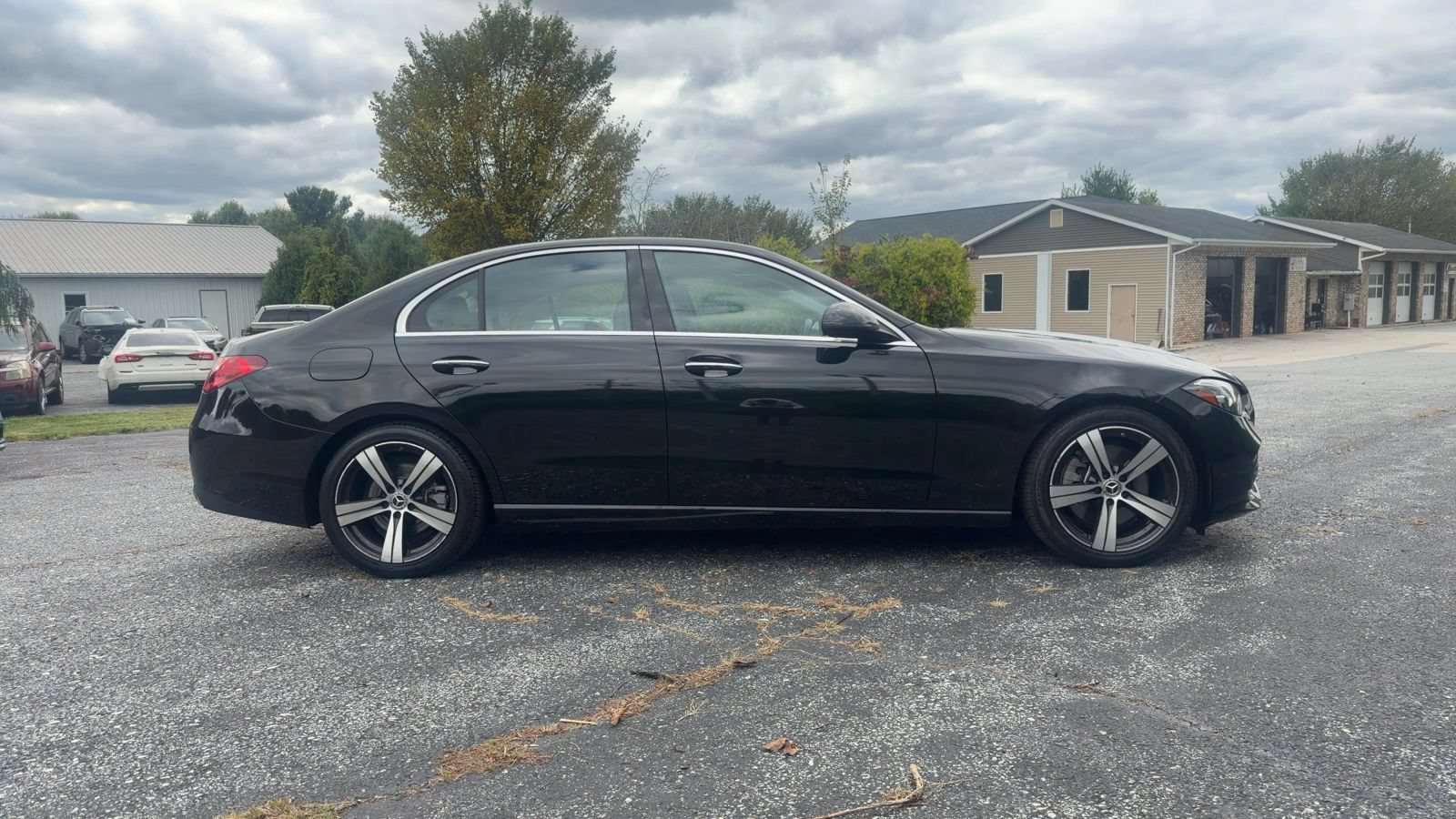 Used 2022 Mercedes-Benz C 300 4MATIC Sedan image 3
