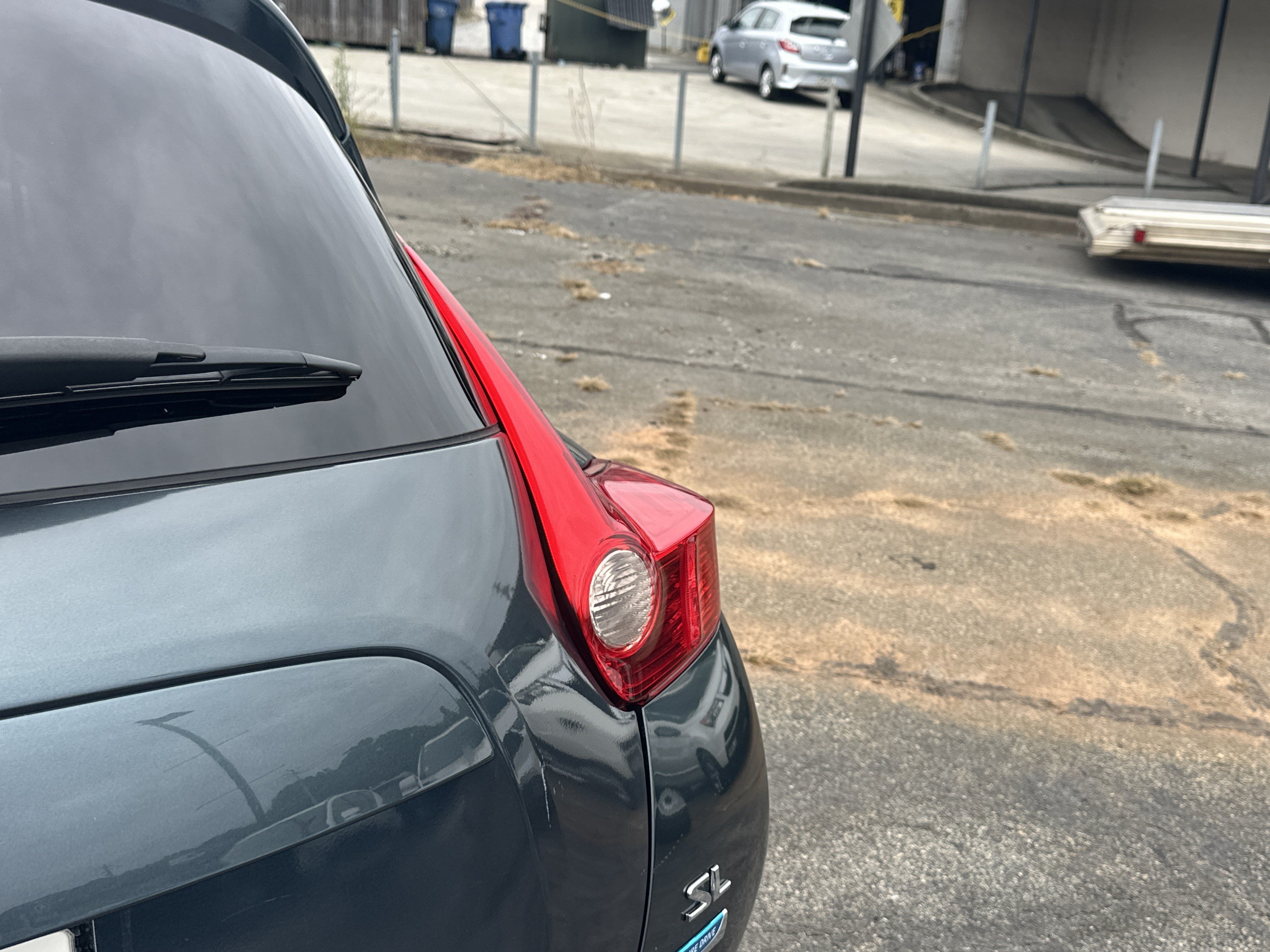 Used 2012 Nissan Juke SL FWD image 21