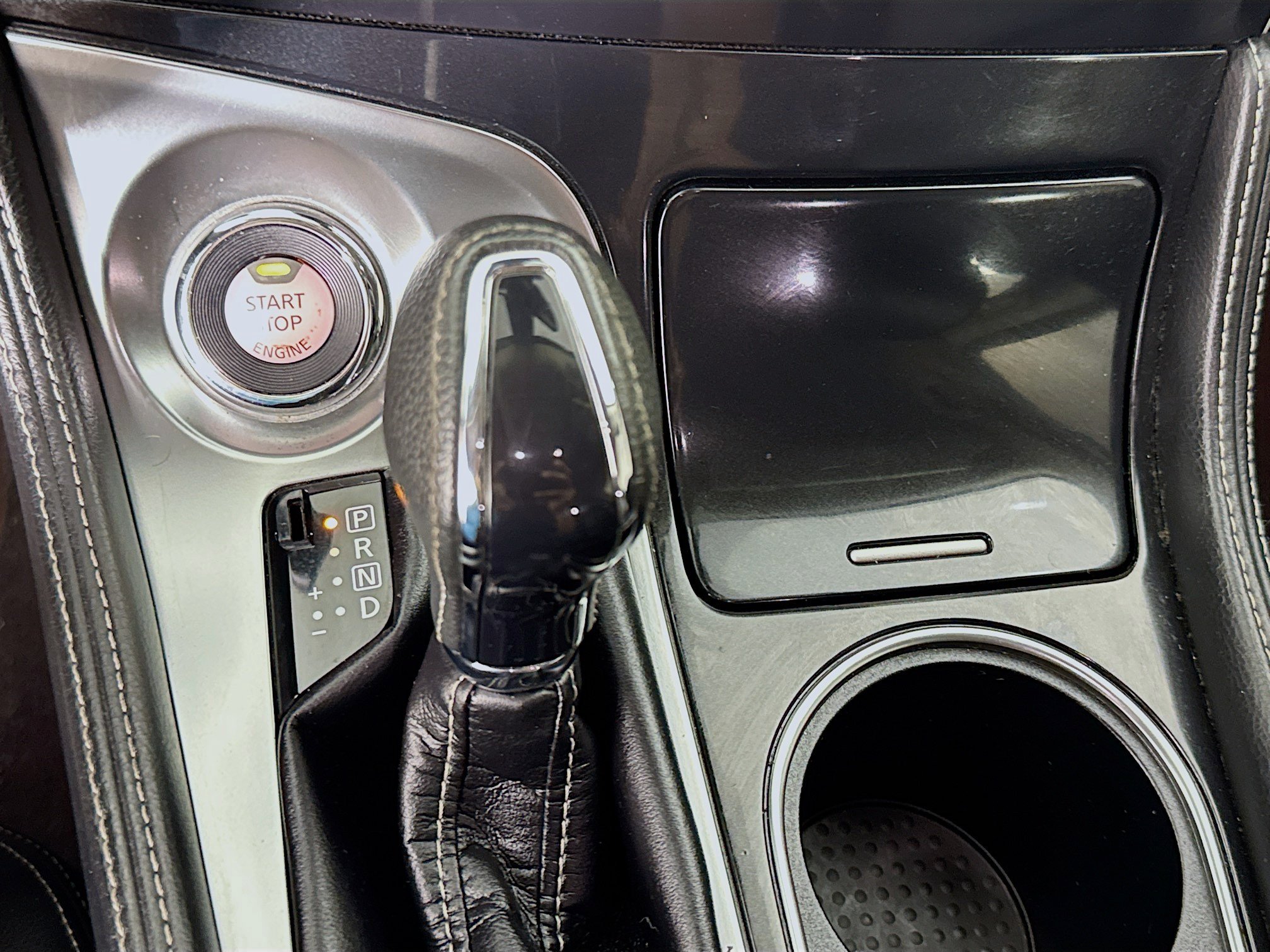 Used 2022 Nissan Maxima SV w/ Floor Mat Group FWD image 18