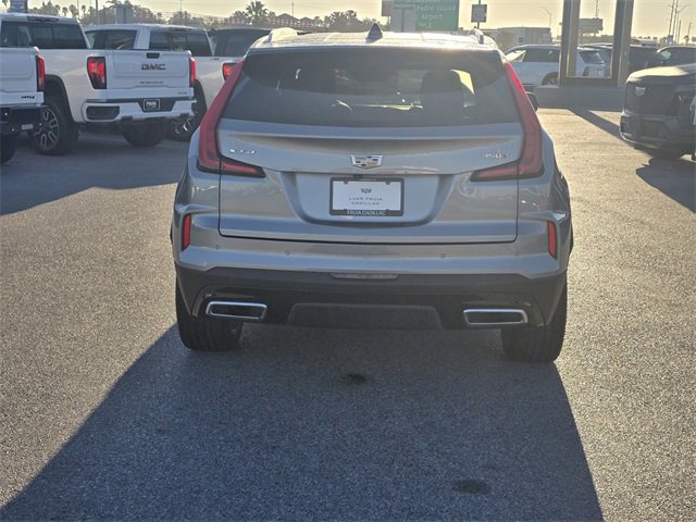 Used 2025 Cadillac XT4 Premium Luxury image 13