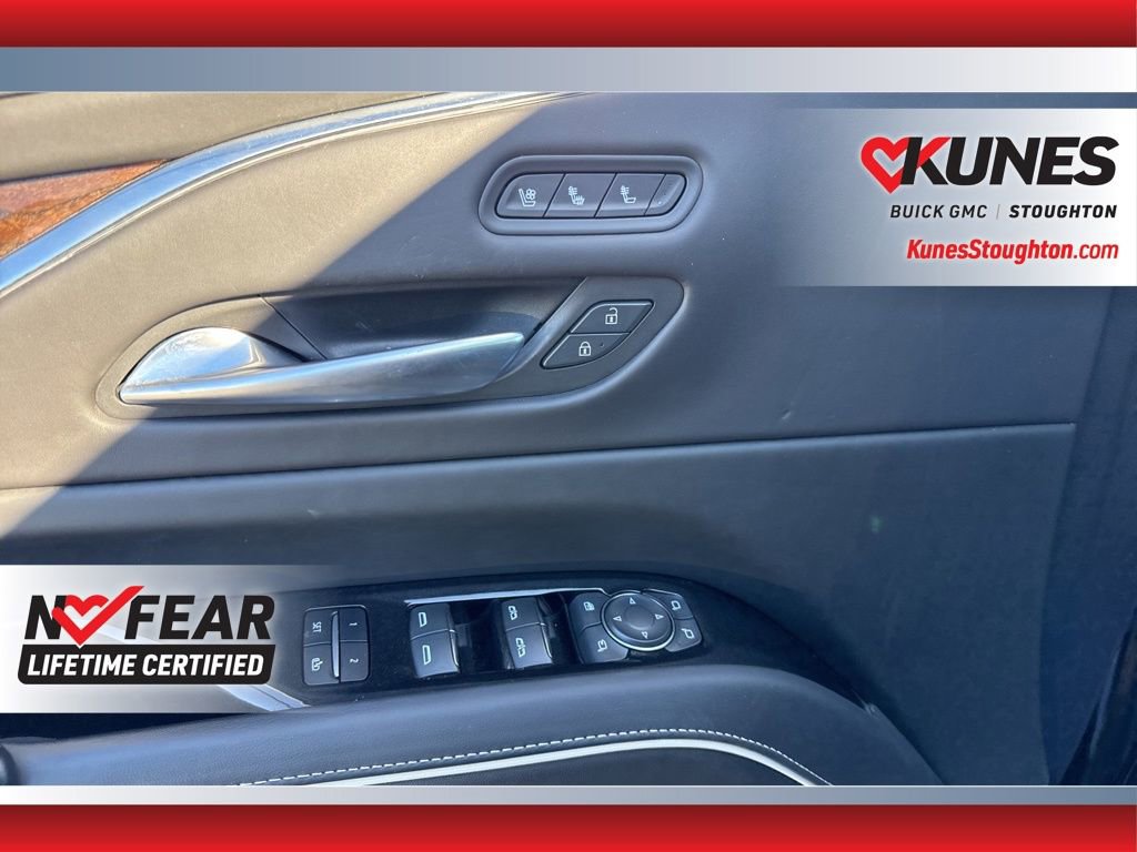Used 2023 Cadillac Escalade Sport Platinum image 5