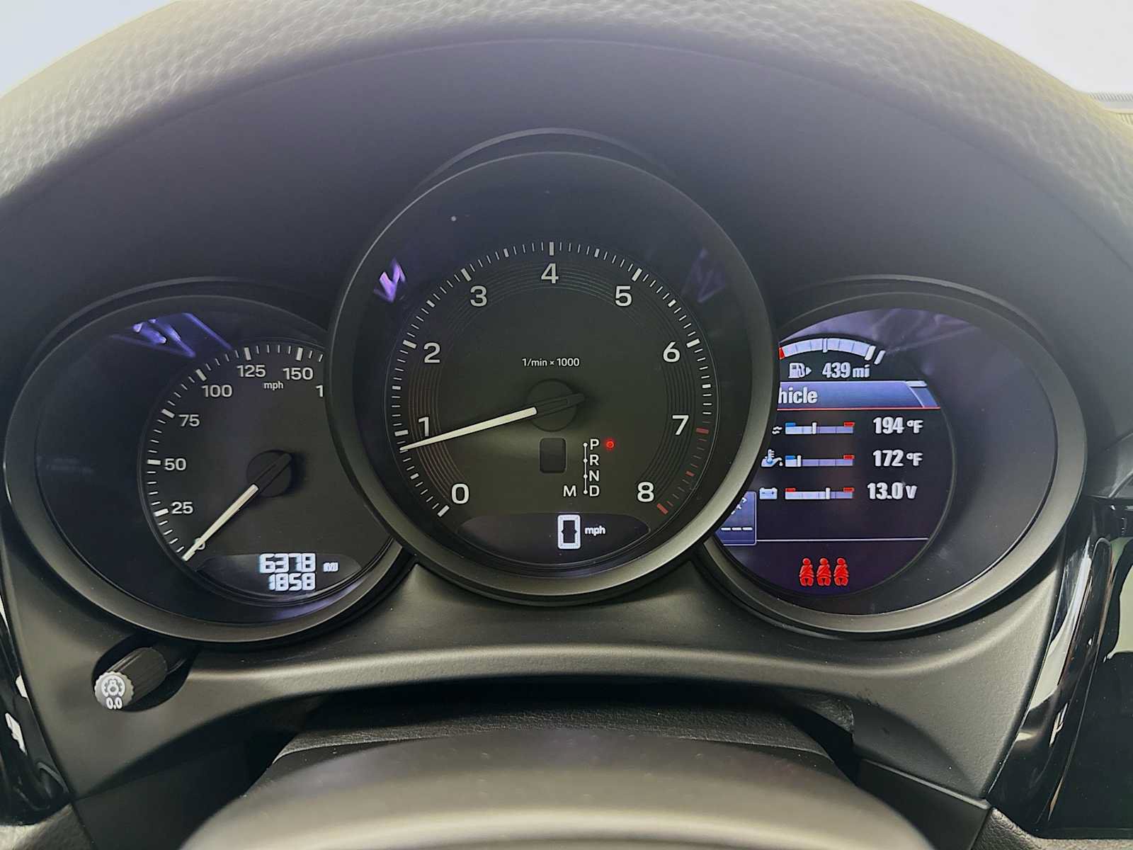 Certified 2026 Porsche Macan AWD/4WD image 16